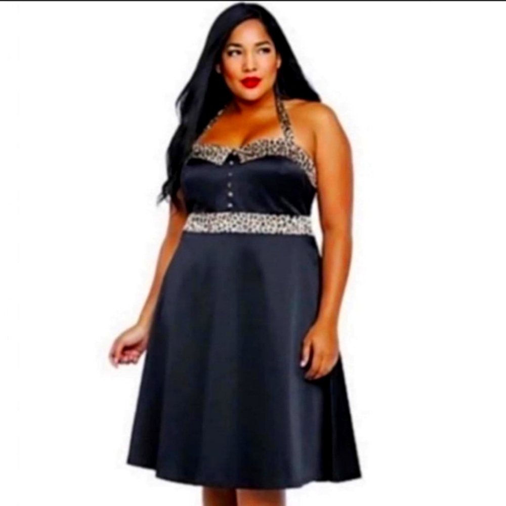 BNWT Torrid Retro Chic Black Satin Halter Swing Dress With Leopard Trim Size 16.